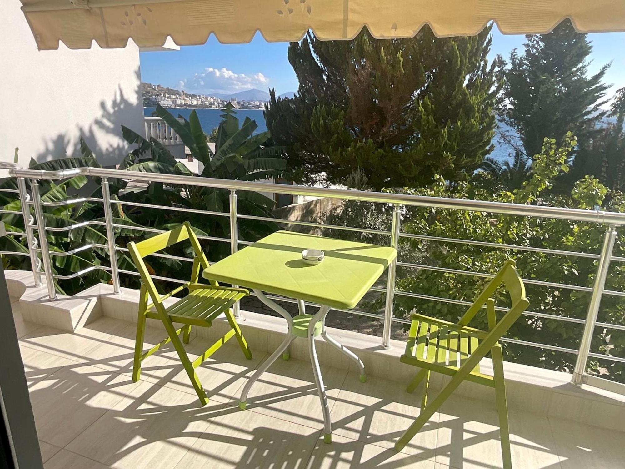 Mojito Beach Apartments With Free Parking Sarandë Eksteriør bilde