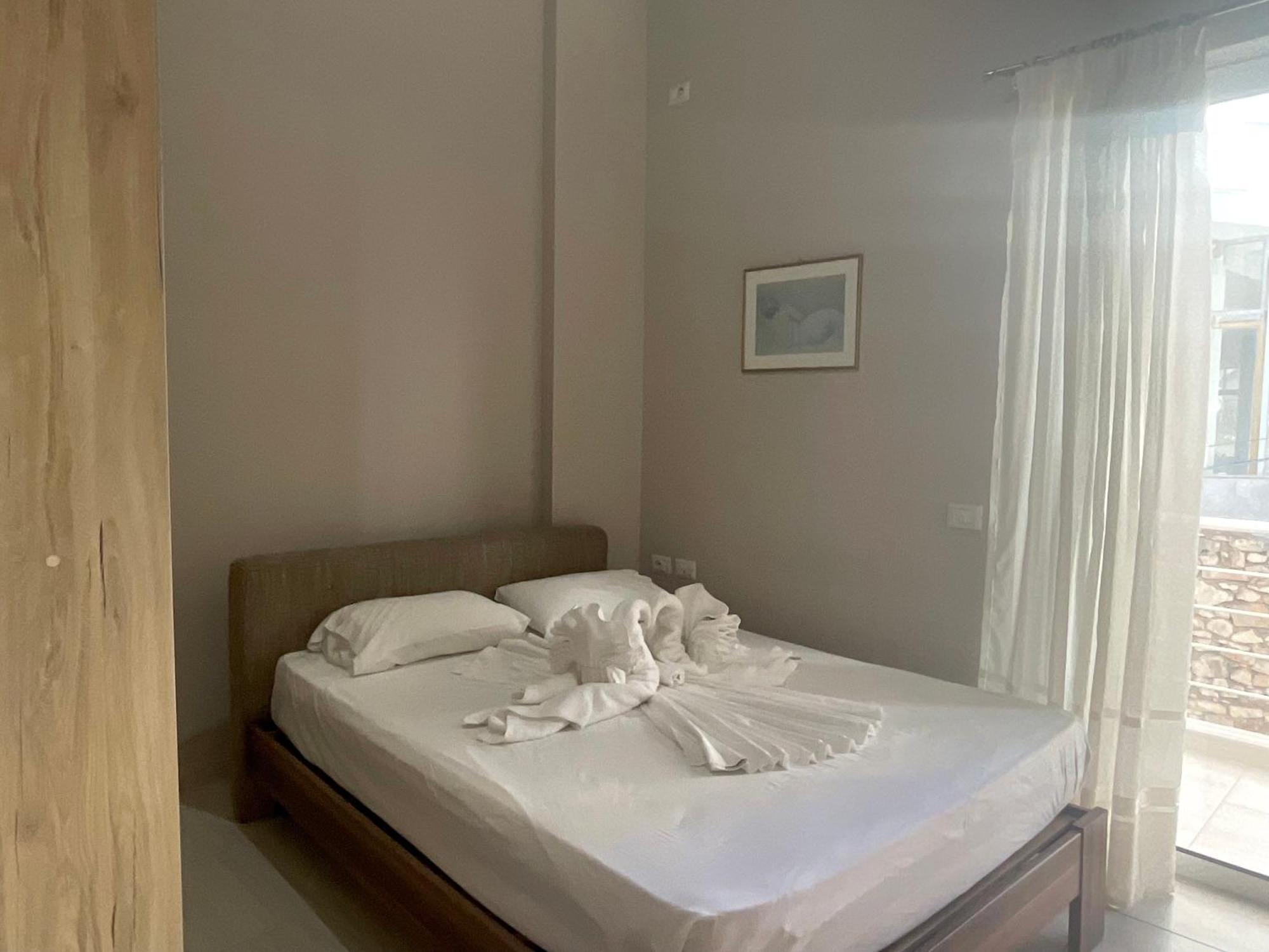 Mojito Beach Apartments With Free Parking Sarandë Eksteriør bilde