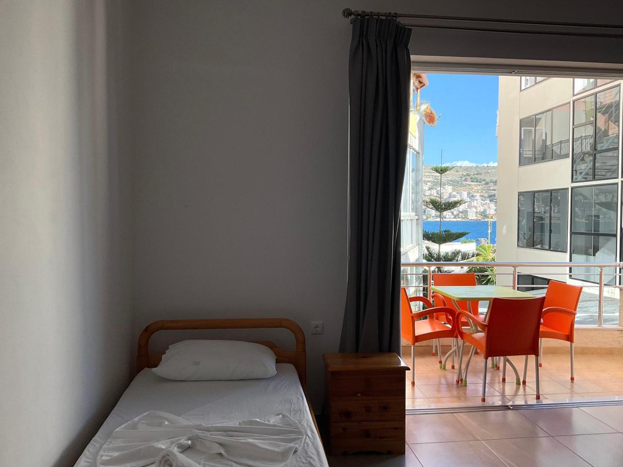 Mojito Beach Apartments With Free Parking Sarandë Rom bilde