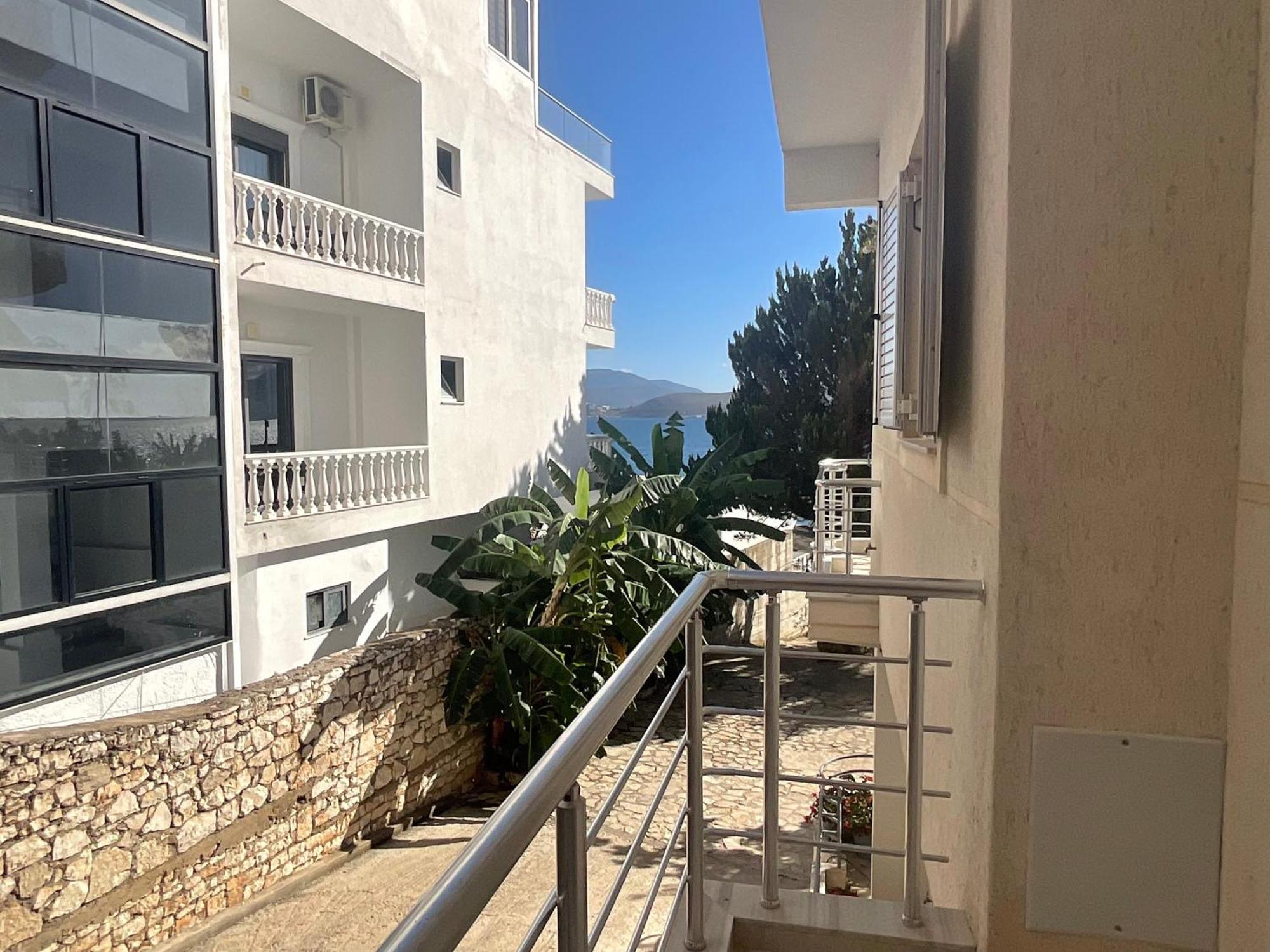 Mojito Beach Apartments With Free Parking Sarandë Eksteriør bilde