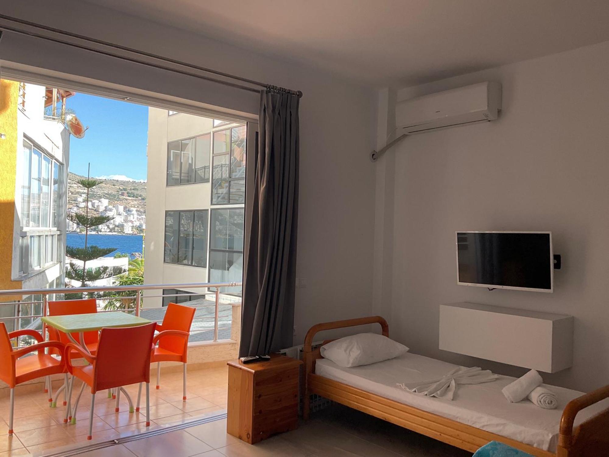 Mojito Beach Apartments With Free Parking Sarandë Rom bilde